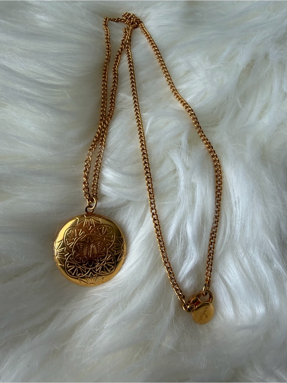 Like New Ben Amun Gold Butterfly Engraved Locket Necklace - Women Jewelry